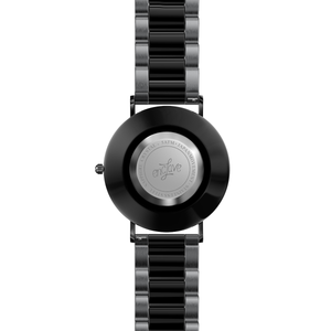 Levante - Black / Black Link
