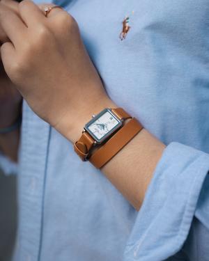 Aurora - White Marble / Silver / Brown Leather