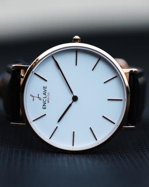 Levante - Rose Gold / Black Leather